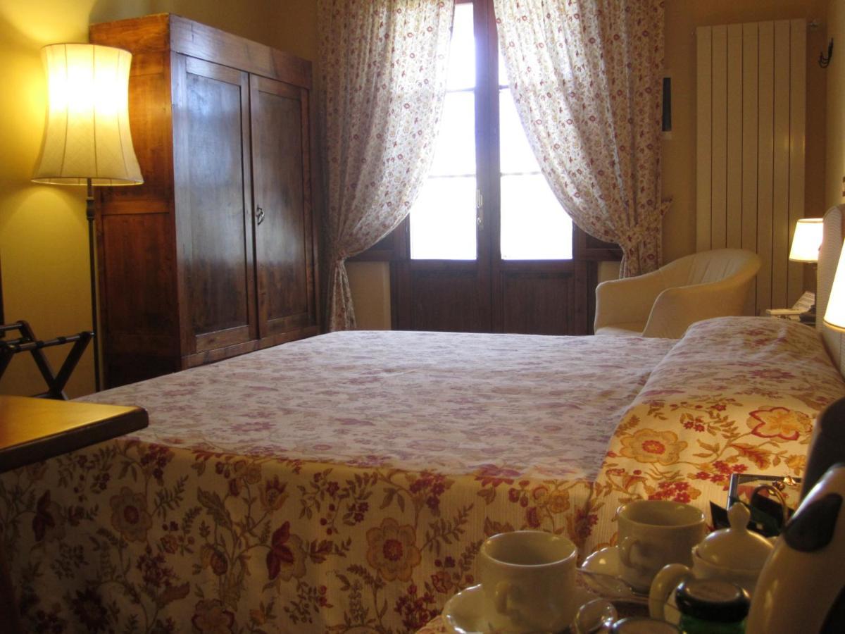 Le Volpaie Hotell San Gimignano Rum bild